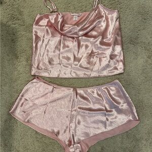 Victoria’s Secret sleep set